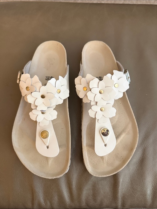 Birkenstock Shoes - Birkenstock Floral Thong Sandals